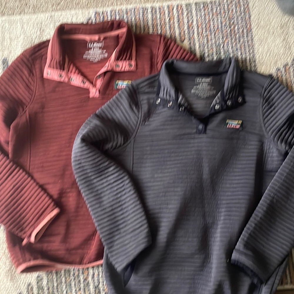 2 LLBEAN crewnecks - like new!